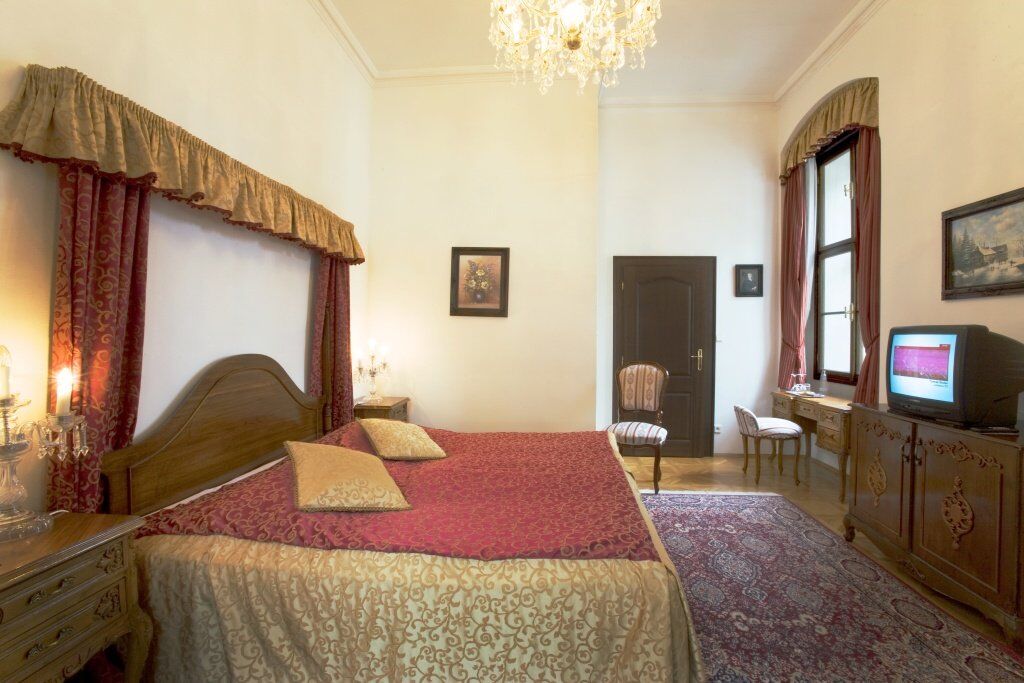 Stekl 4* Hluboka nad Vltavou